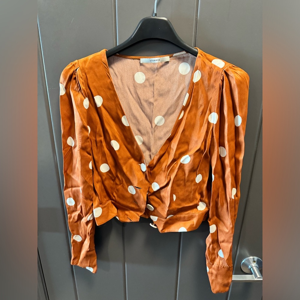 Brown top
